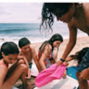 Meet your Posher, Ambar